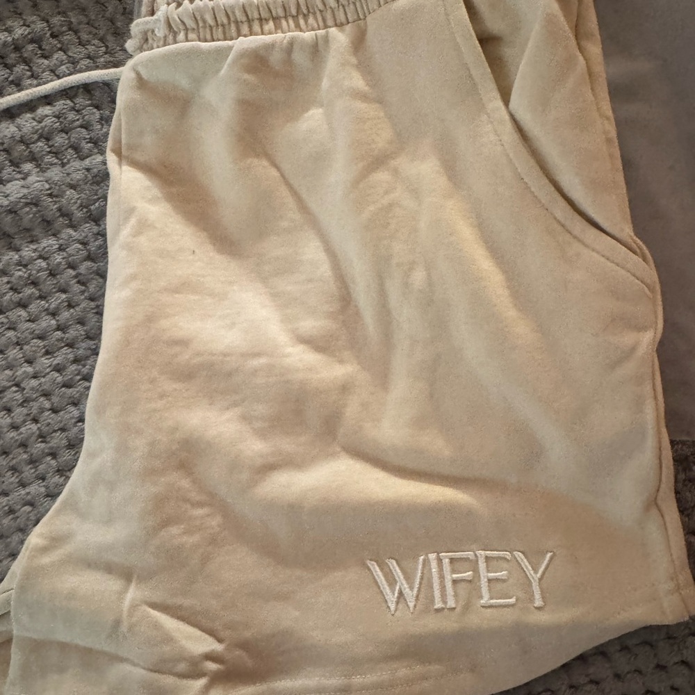 Wifey Cream Women's Shorts